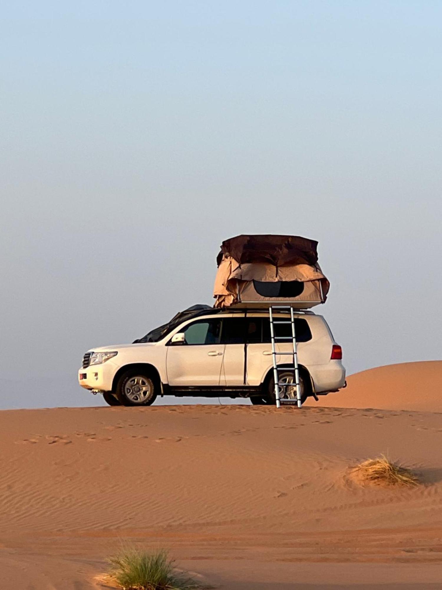 Crescent Desert Private Camp Shāhiq Exterior foto